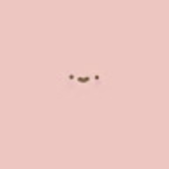Poshmark profile picture for @scavenging